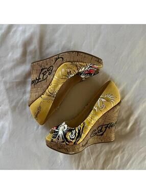 Y2K Ed hardy yellow wedges